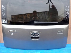 KIA SOUL I 09-11 KLAPA BAGAŻNIKA SZYBA IM 6/13 MINIATURA