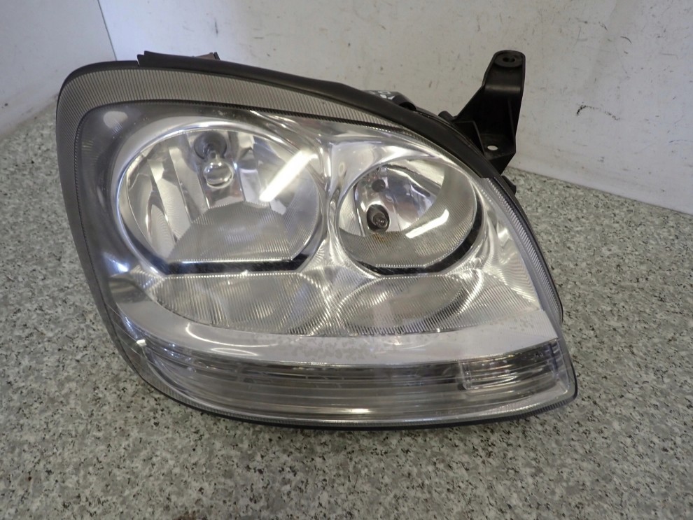 NISSAN ALMERA TINO 03-06 REFLEKTOR PRZEDNI PRAWA LAMPA PRZÓD 2/9