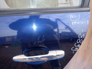 KIA CARENS III 06-11 DRZWI TYLNE LEWE K5 5/13 MINIATURA
