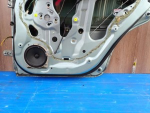 HONDA CIVIC 7 GEN 5d 01-05 DRZWI TYLNE PRAWE G517M 8/8 MINIATURA