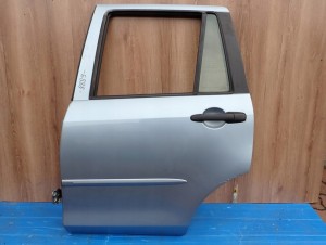 MAZDA2 MAZDA 2 DY 02-07 DRZWI TYLNE LEWE 27P 2/12 MINIATURA