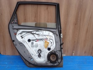HYUNDAI I30 KOMBI I 07-12 DRZWI TYLNE LEWE 2R 13/14 MINIATURA