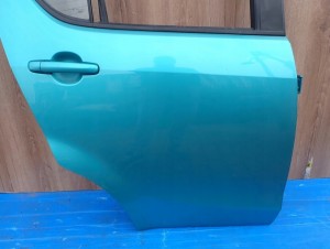 SUZUKI SPLASH 08-14 DRZWI TYLNE PRAWE ZKCE 4/11 MINIATURA
