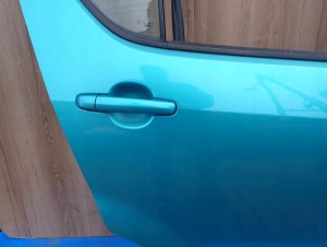 SUZUKI SPLASH 08-14 DRZWI TYLNE PRAWE ZKCE 5/11 MINIATURA
