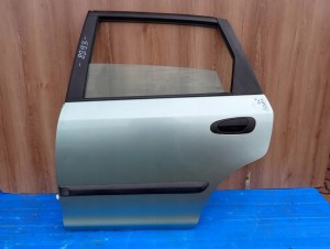 HONDA CIVIC 7 GEN 5d 01-05 DRZWI TYLNE LEWE G517M