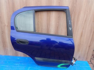 NISSAN ALMERA N16 00-06 5d DRZWI TYLNE PRAWE BW6G
