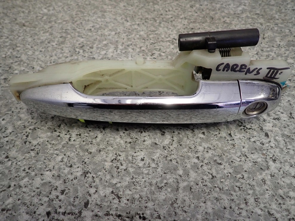 KIA CARENS III 06- KLAMKA DRZWI PRZEDNIA LEWA 1/4