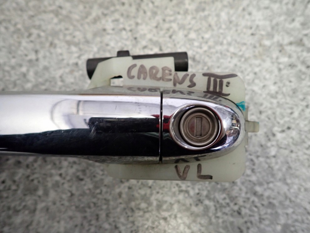 KIA CARENS III 06- KLAMKA DRZWI PRZEDNIA LEWA 3/4