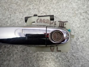 KIA CARENS III 06- KLAMKA DRZWI PRZEDNIA LEWA 3/4 MINIATURA