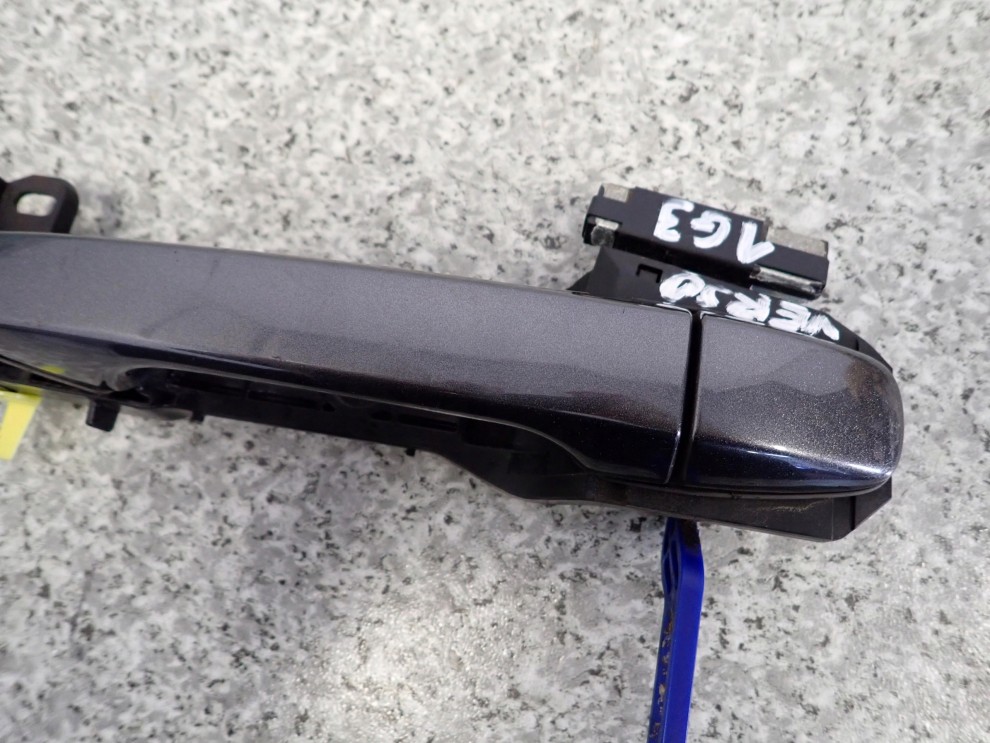 TOYOTA VERSO 09-13 KLAMKA DRZWI TYLNA LEWA 4/7