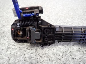 TOYOTA VERSO 09-13 KLAMKA DRZWI TYLNA LEWA 7/7 MINIATURA