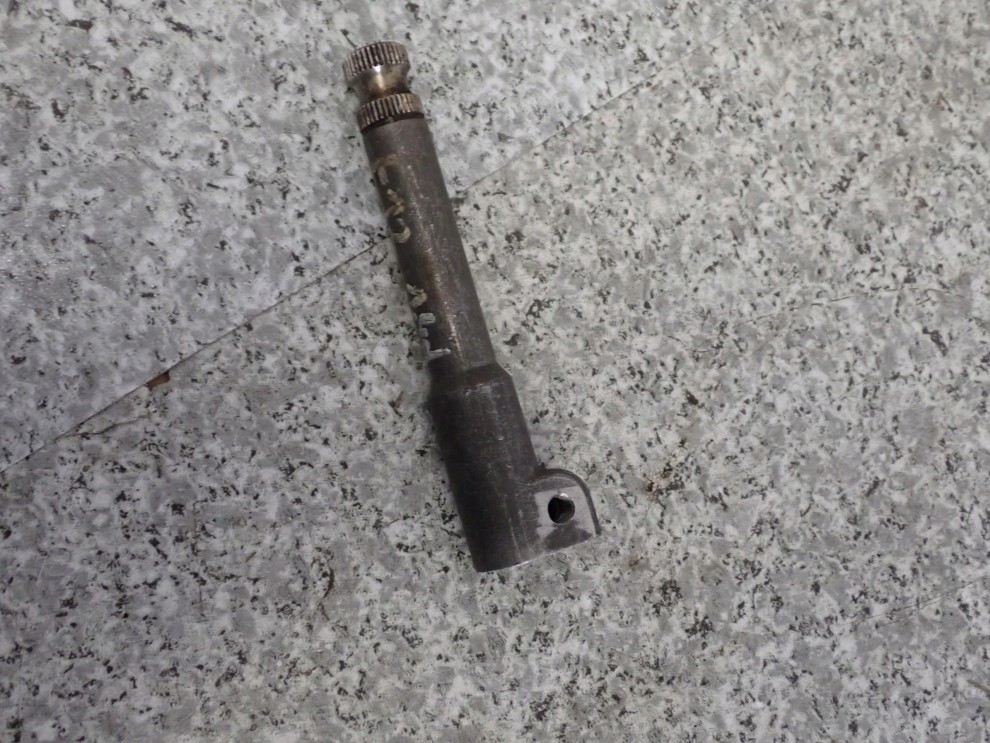 TOYOTA COROLLA E12 02- PRZEDŁUŻKA MAGLOWNICY KRZYŻAKA 4/5