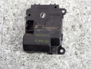 HYUNDAI TUCSON 04-10 SILNICZEK NAGRZEWNICY NAWIEWU B40073-0570C