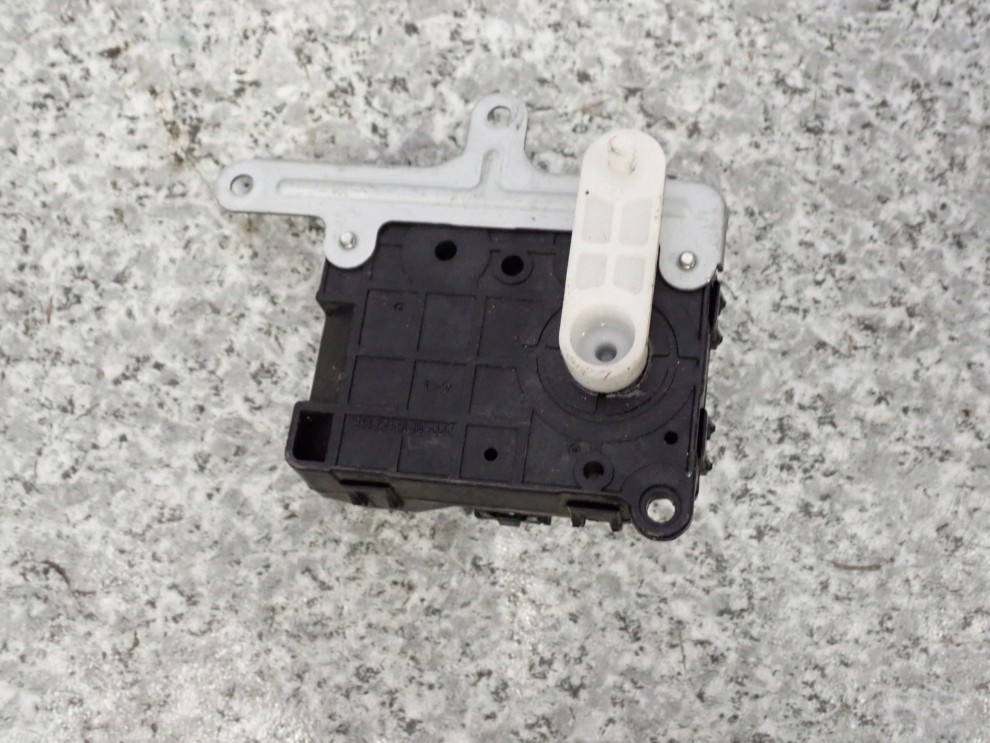 HYUNDAI TUCSON 04-10 SILNICZEK NAGRZEWNICY NAWIEWU H40073-0530C MIX 6K16 5/6