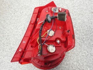 CHEVROLET AVEO T250 07- LAMPA TYLNA LEWA 8/10 MINIATURA