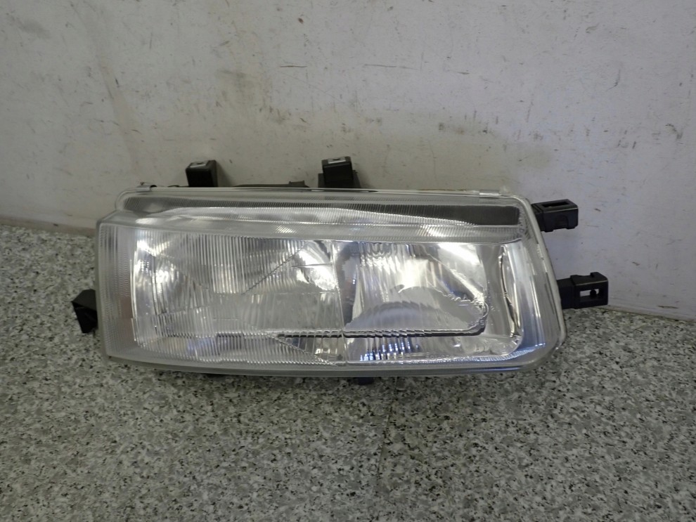 HONDA ACCORD CC 93-95 LAMPA PRZEDNIA PRAWA REFLEKTOR PRZEDNI PRAWY 4/8