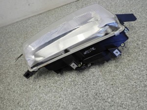 HONDA ACCORD CC 93-95 LAMPA PRZEDNIA PRAWA REFLEKTOR PRZEDNI PRAWY 6/8 MINIATURA