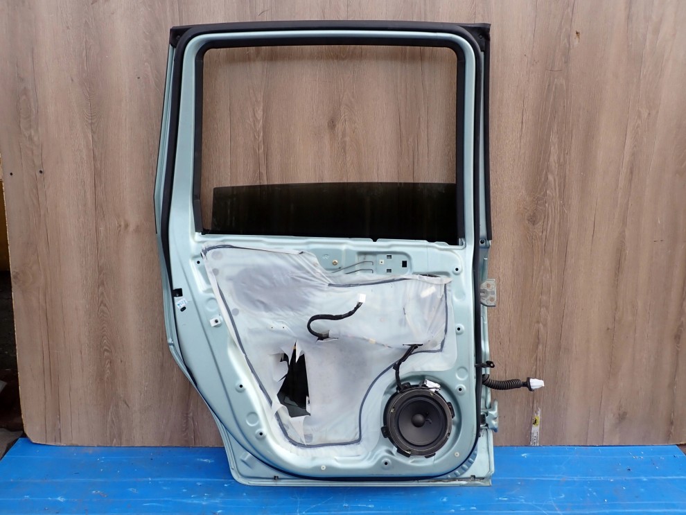 HYUNDAI MATRIX 02-10 DRZWI TYLNE LEWE MC 10/12