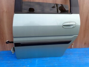 HYUNDAI MATRIX 02-10 DRZWI TYLNE LEWE MC 8/12 MINIATURA