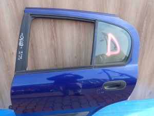 NISSAN ALMERA N16 00-06 5d DRZWI TYLNE LEWE BW6 3/12 MINIATURA