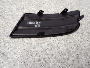 SUZUKI SWIFT 07- ZAŚLEPKA KRATKA HALOGENU PRZEDNIA PRAWA 5/6 MINIATURA