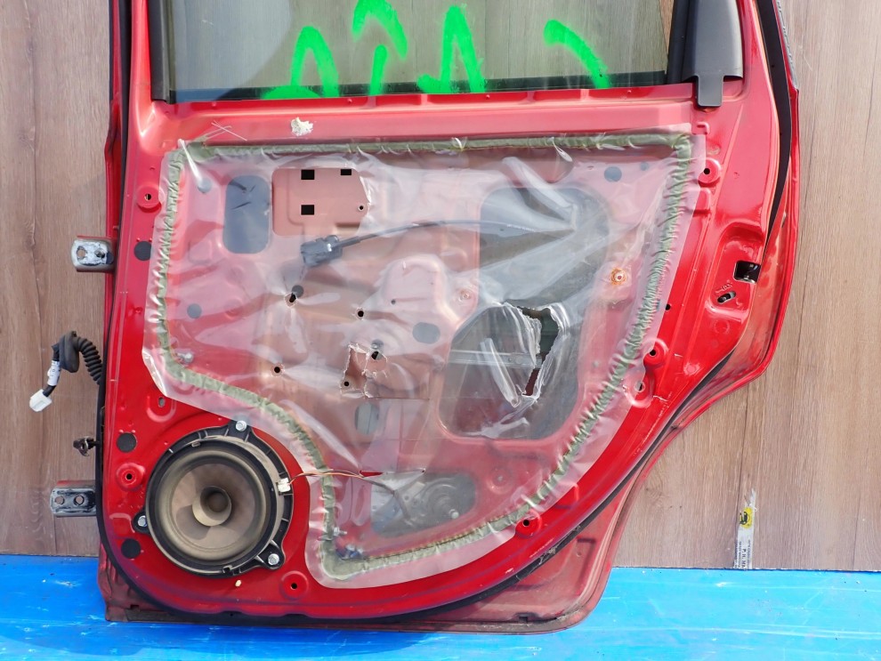 NISSAN NOTE E11 06-12 DRZWI TYLNE PRAWE A32 6/6