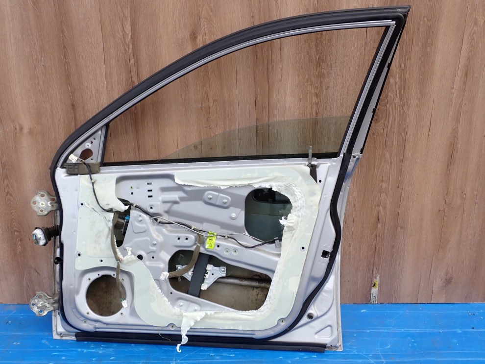 CHEVROLET LACETTI NUBIRA KOMBI 03- DRZWI PRZEDNIE PRAWE GCY 7/8