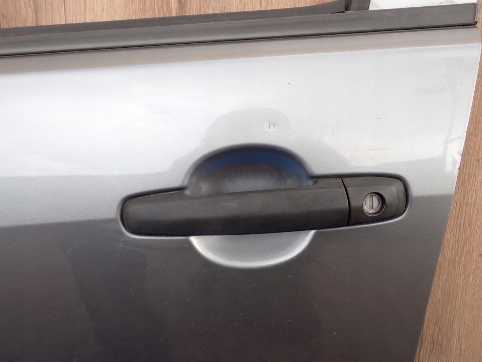 SUZUKI SPLASH 08-14 DRZWI PRZEDNIE LEWE ZCD 5/10