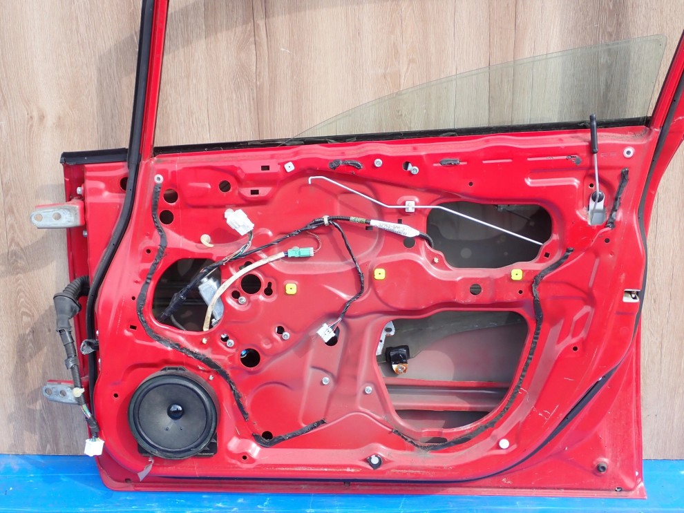 HONDA JAZZ II 02- DRZWI PRZEDNIE PRAWE R81 11/11