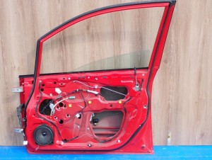 HONDA JAZZ II 02- DRZWI PRZEDNIE PRAWE R81 10/11 MINIATURA