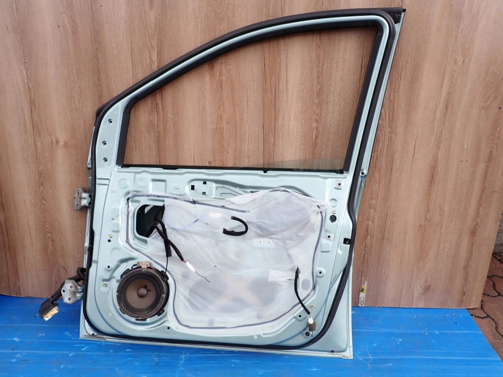 HYUNDAI MATRIX 02-10 DRZWI PRZEDNIE PRAWE MC 6/7