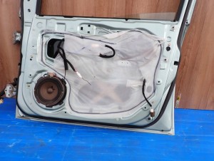 HYUNDAI MATRIX 02-10 DRZWI PRZEDNIE PRAWE MC 7/7 MINIATURA