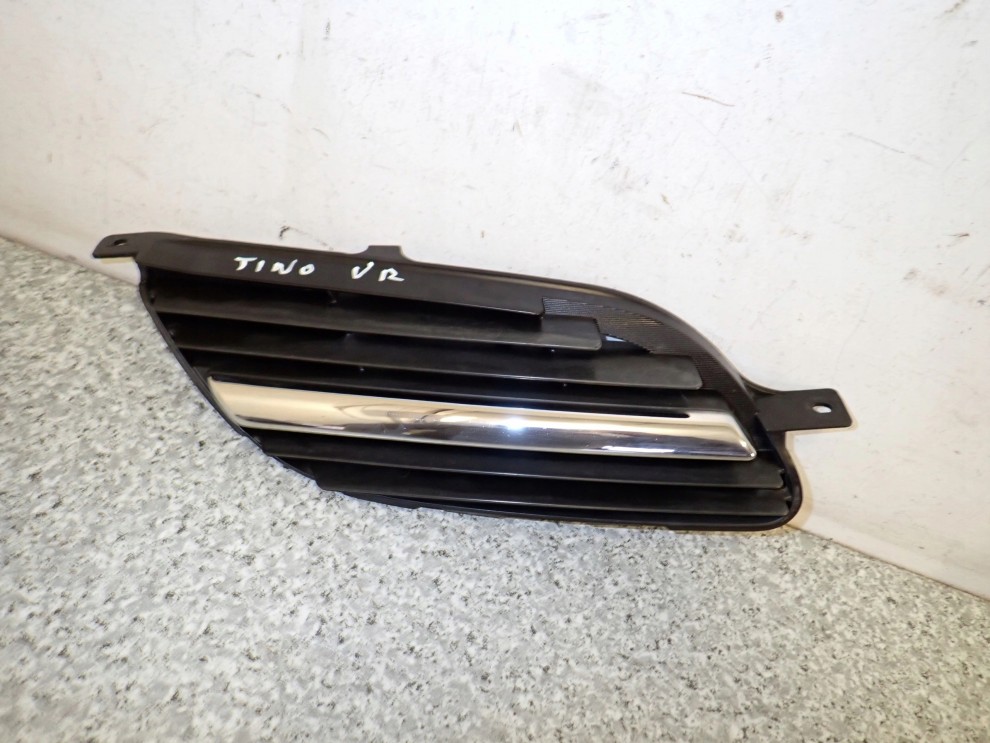 NISSAN ALMERA TINO 00-06 ATRAPA PRZEDNIA PRAWA 3/6