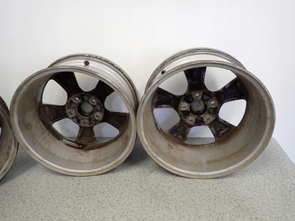 HYUNDAI i40 FELGI ALUMINIOWE 7JX16 KOMPLET 4 SZT 10/14