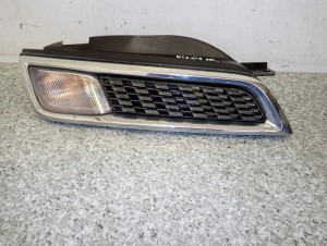 NISSAN MICRA K12 LIFT 08-10 ATRAPA KIERUNKOWSKAZ PRZEDNI PRAWY 3/5 MINIATURA