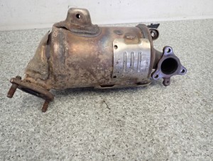 HYUNDAI i40 1.7 CRDI 11- KATALIZATOR FILTR DPF 7/10 MINIATURA