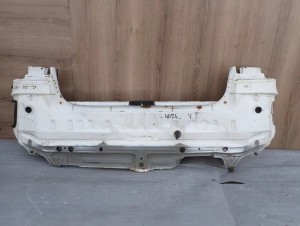 TOYOTA YARIS I 99-05 PAS TYLNY 2/9 MINIATURA