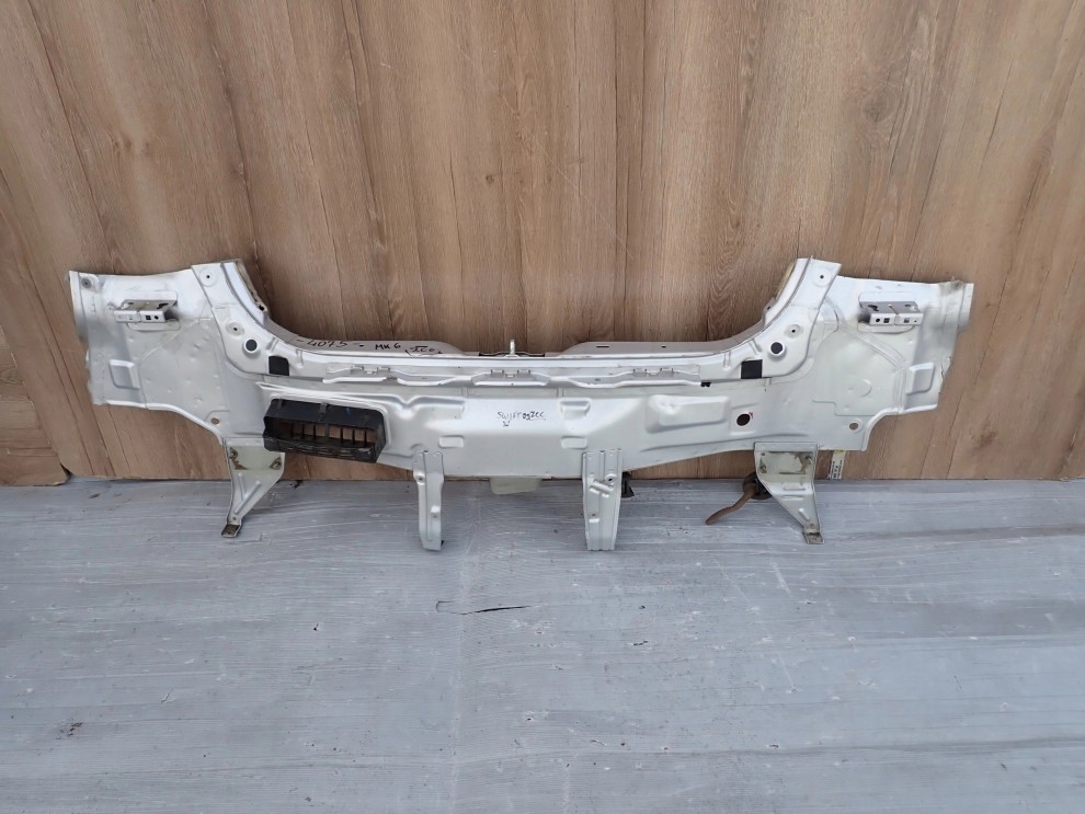 SUZUKI SWIFT III MK6 05-10 PAS TYLNY ZCC 2/9
