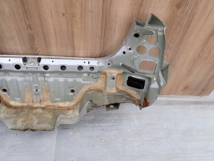 HONDA CIVIC VII EP 3D 01-05 PAS TYLNY NH623M 9/9 MINIATURA
