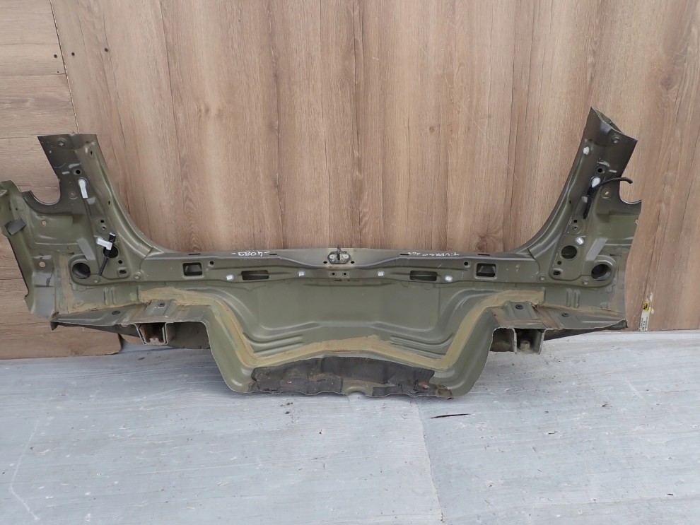 TOYOTA VERSO 09-13 PAS TYLNY 1G3 5/8
