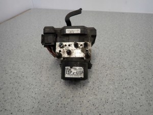 KIA CARENS III 2.0 CRDI 06-11 POMPA ABS 58920-1D300 7/9 MINIATURA