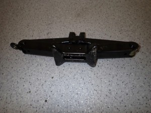 TOYOTA LEWAREK PODNOŚNIK SAMOCHODOWY 7/9 MINIATURA