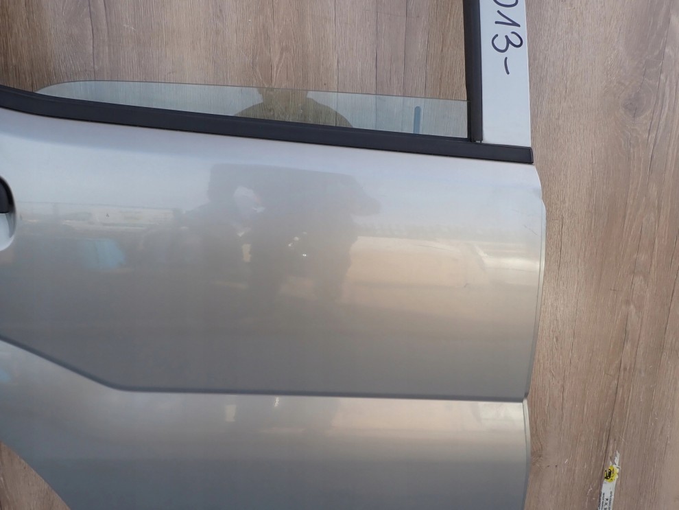 SUZUKI IGNIS 04-07 DRZWI TYLNE PRAWE ZU1 4/12