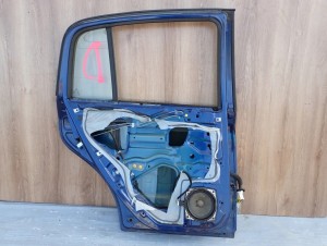 HYUNDAI GETZ 02-10 5d DRZWI TYLNE LEWE 3E 8/9 MINIATURA