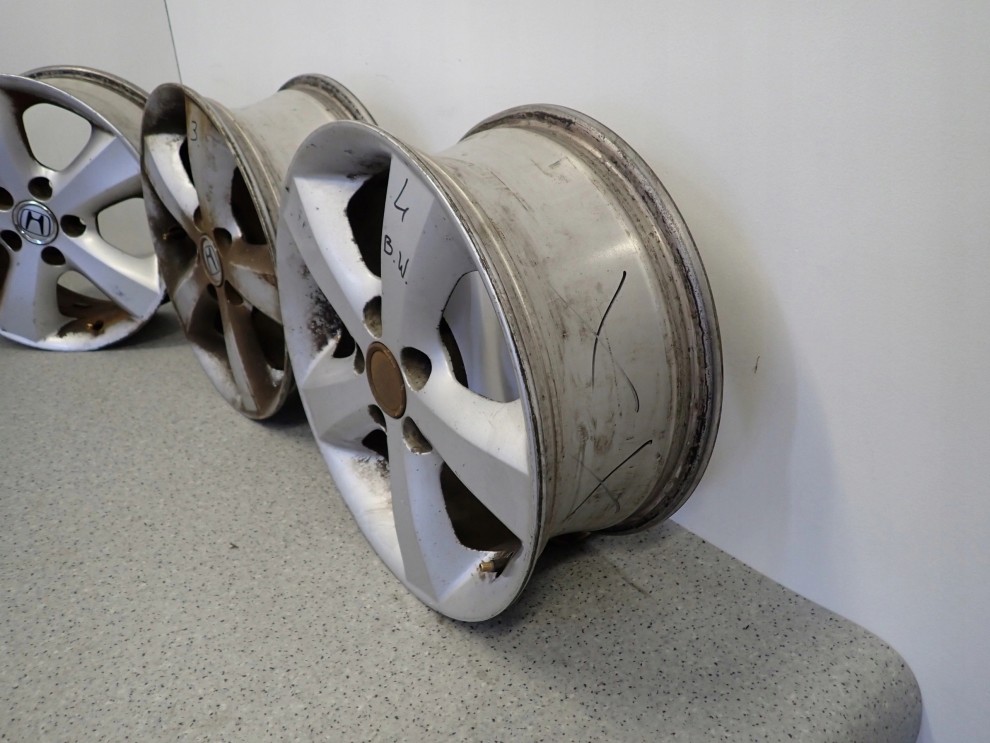 HONDA FRV - FELGI ALUMINIOWA 16 X 6,5J 5X114,3 6/11