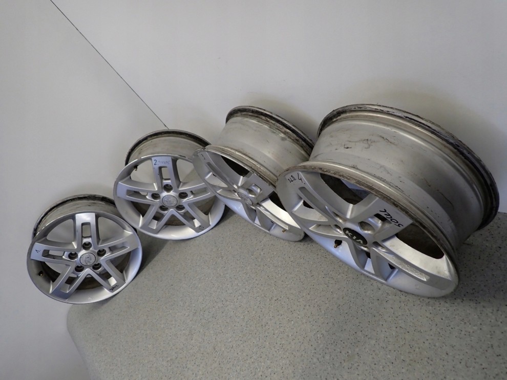 KIA SOUL 09 - FELGI ALUMINIOWE ALUFELGI KOMPLET 16\
