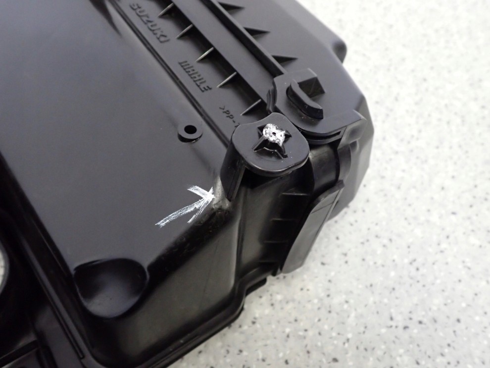 SUZUKI CELERIO 1.0i 14-19 OBUDOWA FILTRA POWIETRZA 4/4