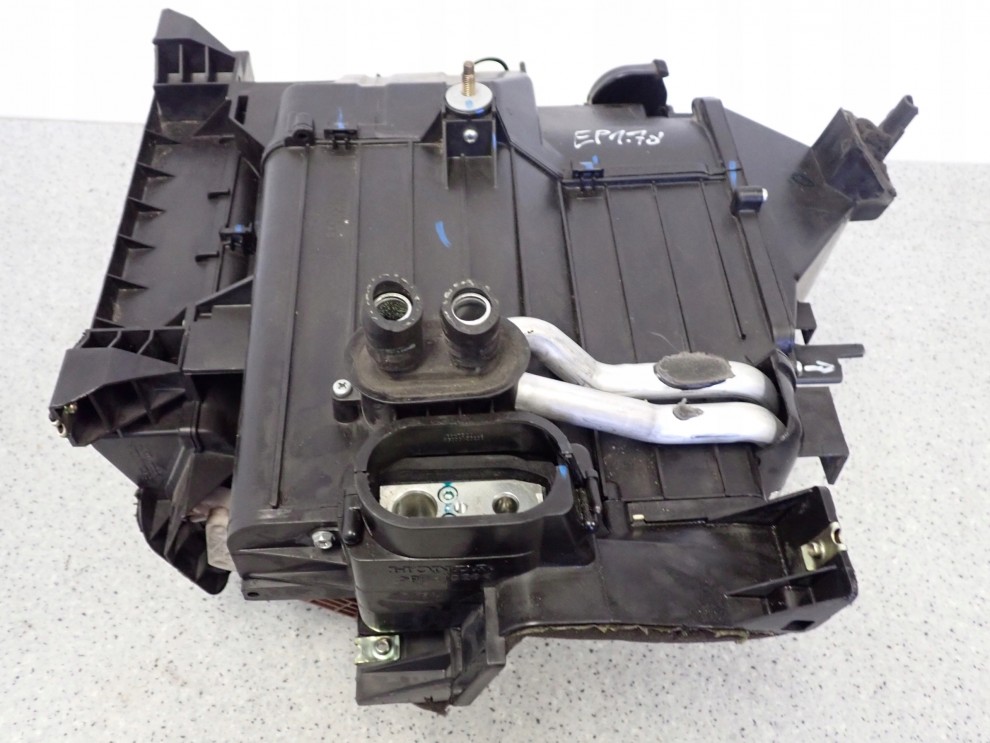 HONDA CIVIC VII 01- 05 NAGRZEWNICA PAROWNIK OBUDOWA 8/13