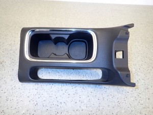 NISSAN PULSAR 14-18 CUPHOLDER SCHOWEK TUNEL