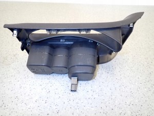 NISSAN PULSAR 14-18 CUPHOLDER SCHOWEK TUNEL 3/5 MINIATURA